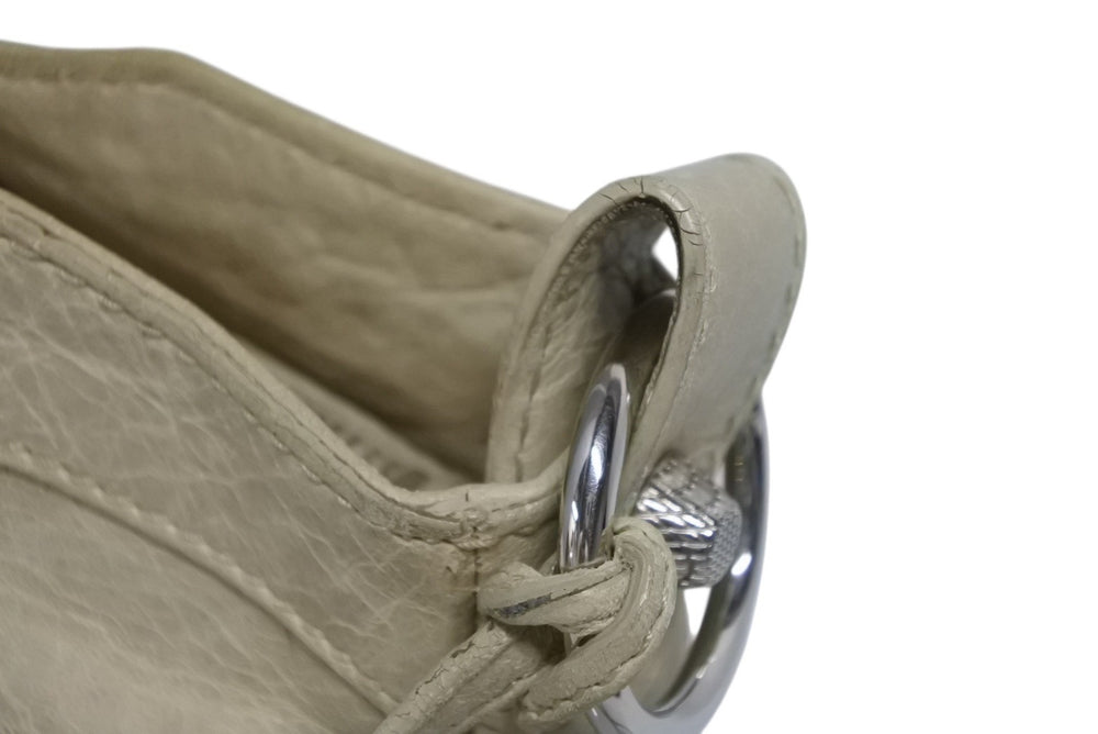 BALENCIAGA バレンシアガ クラシック ザ ヒップ ショルダーバッグ 002123 レザー ベージュ 美品 中古 4b010068