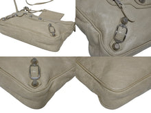 画像をギャラリービューアに読み込む, BALENCIAGA バレンシアガ クラシック ザ ヒップ ショルダーバッグ 002123 レザー ベージュ 美品 中古 4b010068