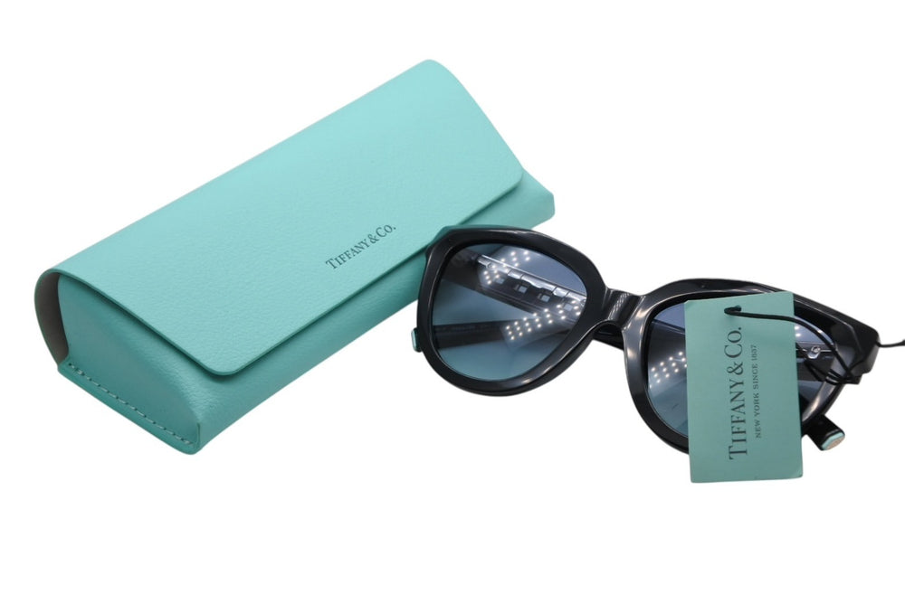 Brand new, unused TIFFANY &  Co Tiffany &amp; Co. Chain Temple Sunglasses OTF4215F Black Blue Gold Hardware Size 53◻19◻Used item 4b010072