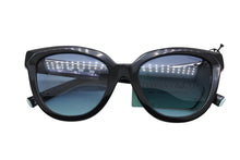 画像をギャラリービューアに読み込む, 新品未使用 TIFFANY &amp; Co ティファニー チェーンテンプル サングラス OTF4215F ブラック ブルー ゴールド金具 サイズ53◻︎19◻︎ 中古 4b010072