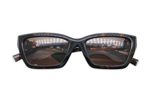 画像をギャラリービューアに読み込む, 新品未使用 TIFFANY &amp; Co ティファニー トゥルー サングラス OTF4213F ブラック ブルー ゴールド金具 サイズ54◻︎18◻︎ 中古 4b010074