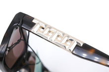 画像をギャラリービューアに読み込む, 新品未使用 TIFFANY &amp; Co ティファニー トゥルー サングラス OTF4213F ブラック ブルー ゴールド金具 サイズ54◻︎18◻︎ 中古 4b010074