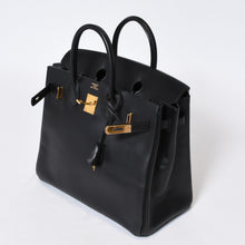 Load image into Gallery viewer, 極美品 エルメス HERMES オータクロア 32 ハンドバッグ ボックスカーフ 黒 ブラック ゴールド金具 レディース □H刻印 中古 4b013545