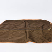 Load image into Gallery viewer, LOUIS VUITTON ルイヴィトン ウスポルト アビ ガーメントカバー M23434 ブラウン レザー モノグラムキャンバス ゴールド金具 良品 4b010088