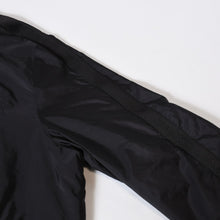 Load image into Gallery viewer, 極美品 PRADA プラダ ジャケット SGB811 S212 1WQ9 サイズ56 トライアイングルロゴ ブラック 2021 ナイロン 中古 4b013479