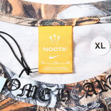 Load image into Gallery viewer, 新品未使用 CHROME HEARTS クロムハーツ × NIKE ナイキ × NOCTA ノクタ 半袖Tシャツ サイズXL DRAKE ドレイク リアルツリー柄 中古 4b013275