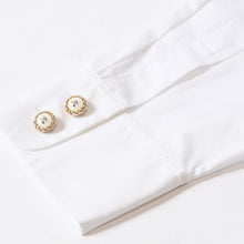Load image into Gallery viewer, CHANEL シャネル 長袖シャツ ブラウス P62021V11472 サイズ50 ココマーク コットン ホワイト ゴールド 美品 中古 4b012778
