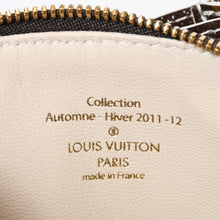 Load image into Gallery viewer, 極美品 LOUIS VUITTON ルイヴィトン シャイニーモノグラム ロックイットBB ハンドバッグ M40599 ブラウン PVC レザー ゴールド金具 中古 4b013469