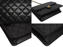 画像をギャラリービューアに読み込む, CHANEL シャネル Sフラップ チェーンショルダーバッグ 10番台 ラムスキン ココマーク キルティング ブラック ゴールド金具 美品 中古 4b010104