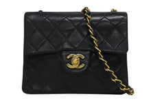 画像をギャラリービューアに読み込む, 極美品 CHANEL シャネル ミニマトラッセ17 Sフラップ Sチェーンショルダーバッグ 2番台 ラムスキン ココマーク ブラック 中古 4b010113