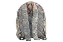 Load image into Gallery viewer, CHANEL シャネル アクト2 グラフィティ バックパック リュック A92352 19番台 ココマーク キャンバス ベージュ 美品 中古 4b010135
