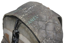 Load image into Gallery viewer, CHANEL シャネル アクト2 グラフィティ バックパック リュック A92352 19番台 ココマーク キャンバス ベージュ 美品 中古 4b010135