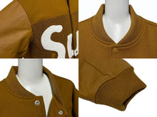 画像をギャラリービューアに読み込む, 極美品 Supreme 2024SS シュプリーム ビッグロゴシュニールバーシティジャケット ベージュ 10819_1815 ポリエステル サイズ XL 中古 4b010139