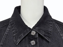 画像をギャラリービューアに読み込む, 極美品 CHANEL シャネル 長袖デニムシャツ P77614V69611 サイズ42 ココマーク ラインストーン ブラック 中古 4b010158
