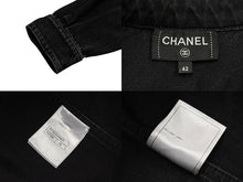 画像をギャラリービューアに読み込む, 極美品 CHANEL シャネル 長袖デニムシャツ P77614V69611 サイズ42 ココマーク ラインストーン ブラック 中古 4b010158