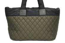 Load image into Gallery viewer, 極美品 CHANEL シャネル コココクーン トート ハンドバッグ 18番台 ココマーク カーキ シルバー金具 中古 4b010180