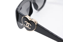 画像をギャラリービューアに読み込む, CHANEL シャネル サングラス アイウェア サイズ54□18 140 622/S8 ココマーク ハート ブラック ゴールド 美品 中古 4b010182