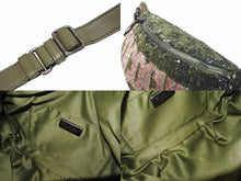 Load image into Gallery viewer, CHANEL シャネル ココキューバ スパンコール ボディバッグ 23番台 2016 スパンコール ラムスキン カーキ シルバー 美品 中古 4b010204