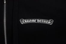 画像をギャラリービューアに読み込む, CHROME HEARTS クロムハーツ ジップアップフーディー パーカー サイズS ダガージップ BSフレア シルバー925 美品 中古 4b010218
