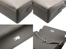 画像をギャラリービューアに読み込む, 新品同様 HERMES エルメス ショルダーバッグ ケリーメッセンジャーGM バッグ トゴ エトゥープ シルバー金具 W刻印 中古 4b010229