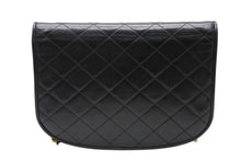 Load image into Gallery viewer, CHANEL シャネル パリ限定 ミニマトラッセ Wチェーン 23cm ショルダーバッグ ラウンド型 ブラック 美品 中古 4b010263