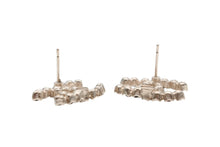 Load image into Gallery viewer, 極美品 CHANEL シャネル ココマーク ピアス 重量約3.9g A19A刻印 ラインストーン メタル GP ゴールド マルチカラー 両耳用 中古 4b010284