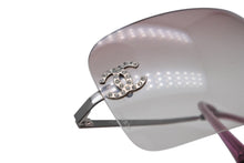 Load image into Gallery viewer, 極美品 CHANEL シャネル リムレス サングラス メガネ ラインストーン ココマーク メタル ラインストーン 62◻︎17 ピンク シルバー金具 中古 4b010292