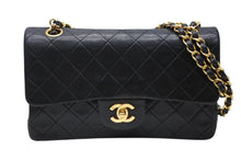 Load image into Gallery viewer, CHANEL シャネル マトラッセ23 Wフラップ Wチェーンショルダーバッグ 1番台 ラムスキン ココマーク ブラック 美品 中古 4b010298
