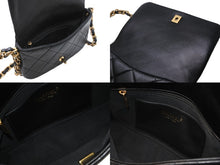 Load image into Gallery viewer, 極美品 CHANEL シャネル マトラッセ チェーンショルダーバッグ ランダム番台 ラムスキン ココマーク ブラック ゴールド金具 中古 4b010299