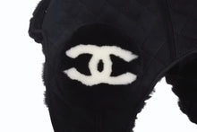 画像をギャラリービューアに読み込む, 新品同様 CHANEL シャネル ココ ネージュ フライトキャップ パイロットキャップ AAA429 フェイクファー スウェード 中古 4b010310