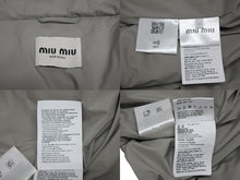 画像をギャラリービューアに読み込む, 極美品 MIUMIU ミュウミュウ ダウン ジャケット 2023AW ポリエステル ML997S23213WT サイズS グレー 中古 4b010334