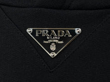 画像をギャラリービューアに読み込む, 極美品 PRADA プラダ パーカー フーディ トライアングルロゴ UJL45B コットン ナイロン ブラック シルバー金具 サイズL 中古 4b010341