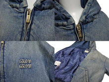 画像をギャラリービューアに読み込む, 極美品 MIUMIU ミュウミュウ ボンバー フーデッドジャケット GWB190 サイズ38 デニム ブルー ロゴパッチ 中古 4b010347