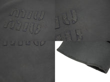 画像をギャラリービューアに読み込む, 極美品 MIUMIU ミュウミュウ ニット ロゴ ダメージ加工 ロゴクルーネックスウェットトレーナー MJL911 S231 137J サイズS グレー 中古 4b010349