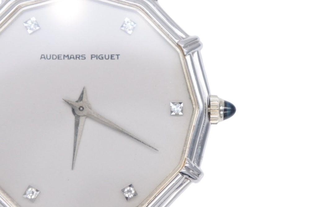Very Good Condition AUDEMARS PIGUET Round Octagonal Watch Silver Dial Weight Approx. 79.8g Manual Winding Used 4b010360
