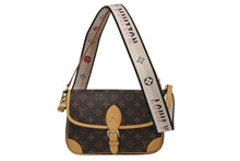 画像をギャラリービューアに読み込む, 極美品 LOUIS VUITTON ルイヴィトン モノグラム ディアヌ ショルダーバッグ M45985 PVCキャンバス ヌメ革 ブラウン ゴールド金具 中古 4b010388