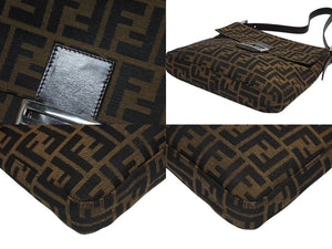 FENDI フェンディ マンマバケット ワンショルダーバッグ ハンドバッグ ズッカ柄 キャンバス レザー ブラウン シルバー金具 美品 中古 4b010437