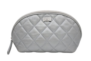 CHANEL シャネル 2.55 ポーチ キルティング コスメポーチ 小物入れ 18番台 イタリア製 レザー シルバー金具 美品 中古 4b010445