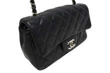 画像をギャラリービューアに読み込む, 極美品 CHANEL シャネル ミニマトラッセ19 Sフラップ Sチェーンショルダーバッグ 20番台 キャビアスキン ココマーク シルバー金具 中古 4b010508