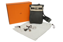画像をギャラリービューアに読み込む, 新品同様 エルメス HERMES アッカドPM U刻印 ヴェール ドゥ グリワンショルダーバッグ カーキ シルバー金具 中古 4b010520