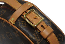 画像をギャラリービューアに読み込む, LOUIS VUITTON ルイヴィトン ボワット シャポー スープルMM ショルダーバッグ M45647モノグラム ブラウン PVC ヌメ革 美品 中古 4b010554