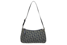 画像をギャラリービューアに読み込む, Christian Dior クリスチャンディオール ハンドバッグ ポーチ トロッター ネイビー コットンキャンバス BO B 0101 シルバー金具 美品 中古 4b010560