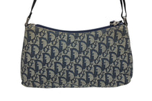 画像をギャラリービューアに読み込む, Christian Dior クリスチャンディオール ハンドバッグ ポーチ トロッター ネイビー コットンキャンバス BO B 0101 シルバー金具 美品 中古 4b010560