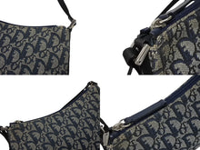 画像をギャラリービューアに読み込む, Christian Dior クリスチャンディオール ハンドバッグ ポーチ トロッター ネイビー コットンキャンバス BO B 0101 シルバー金具 美品 中古 4b010560