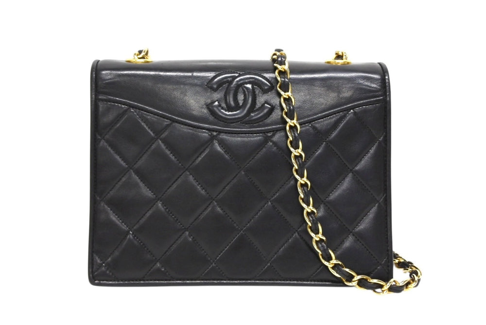 極美品 CHANEL シャネル Sフラップ Sチェーンショルダーバッグ A2000 1番台 ココマーク ラムスキン ブラック ゴールド金具 中古 4b010569