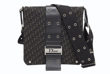 画像をギャラリービューアに読み込む, Christian Dior クリスチャンディオール ストリートシックライン ショルダーバッグ BM-0052 トロッター ガリアーノ期 ブラック 美品 中古 4b010575