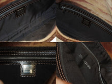 画像をギャラリービューアに読み込む, FENDI フェンディ マンマバケット ワンショルダーバッグ 26424 ゼブラ柄 ハラコ レザー ブラウン シルバー金具 美品 中古 4b010581