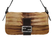 画像をギャラリービューアに読み込む, FENDI フェンディ マンマバケット ワンショルダーバッグ 26424 ゼブラ柄 ハラコ レザー ブラウン シルバー金具 美品 中古 4b010581