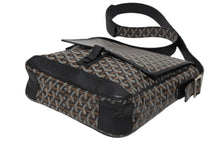 画像をギャラリービューアに読み込む, 極美品 GOYARD ゴヤール グランブルーMM ショルダーバッグ VIT020131 ブラック PVC レザー シルバー金具 中古 4b010588