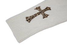 画像をギャラリービューアに読み込む, 新品同様 CHROME HEARTS クロムハーツ ニット セーター ラージクロス ハラコ クロスパッチ レオパード アイボリー 中古 4b010628